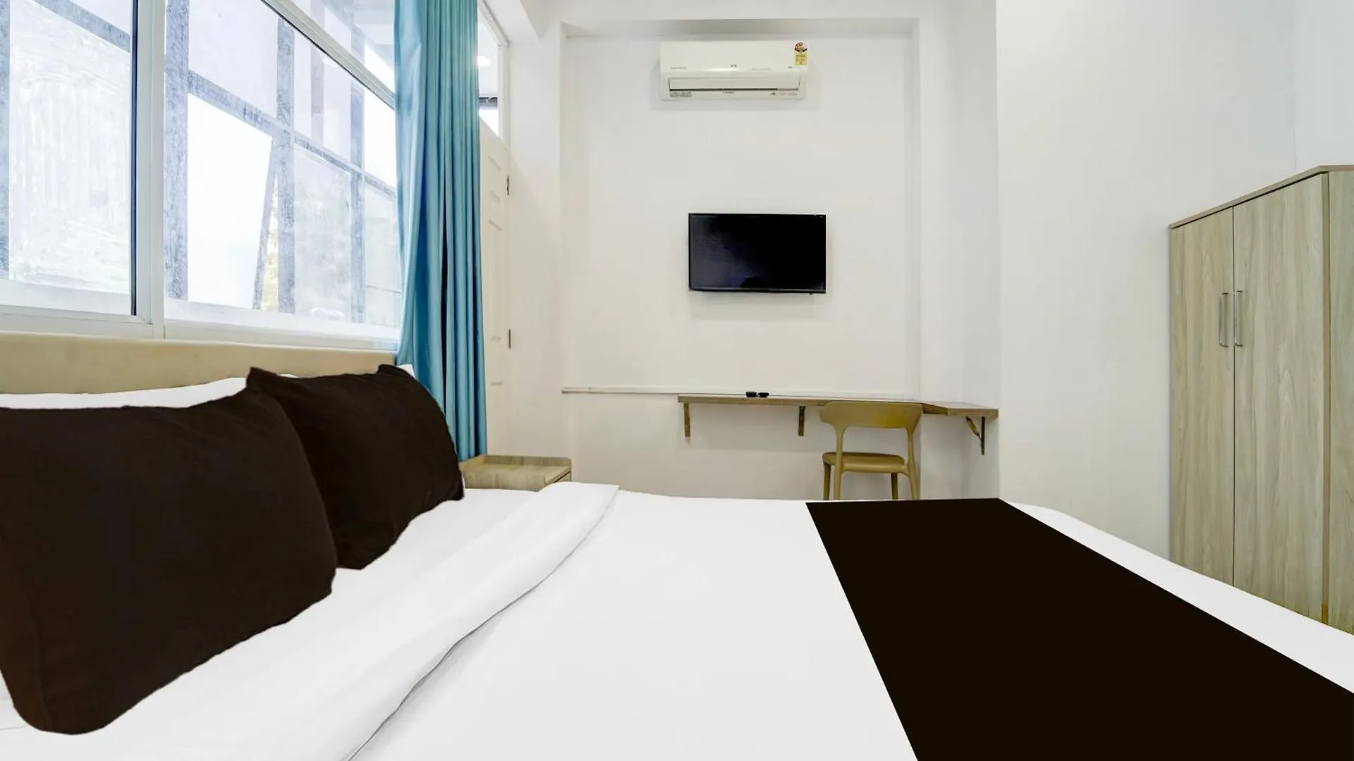 Super Hotel O Chakkaraparambu Vyttila Kochi 2*,  India