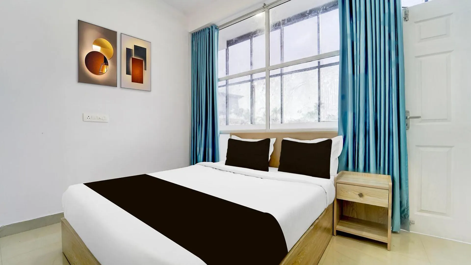 Super Hotel O Chakkaraparambu Vyttila Kochi