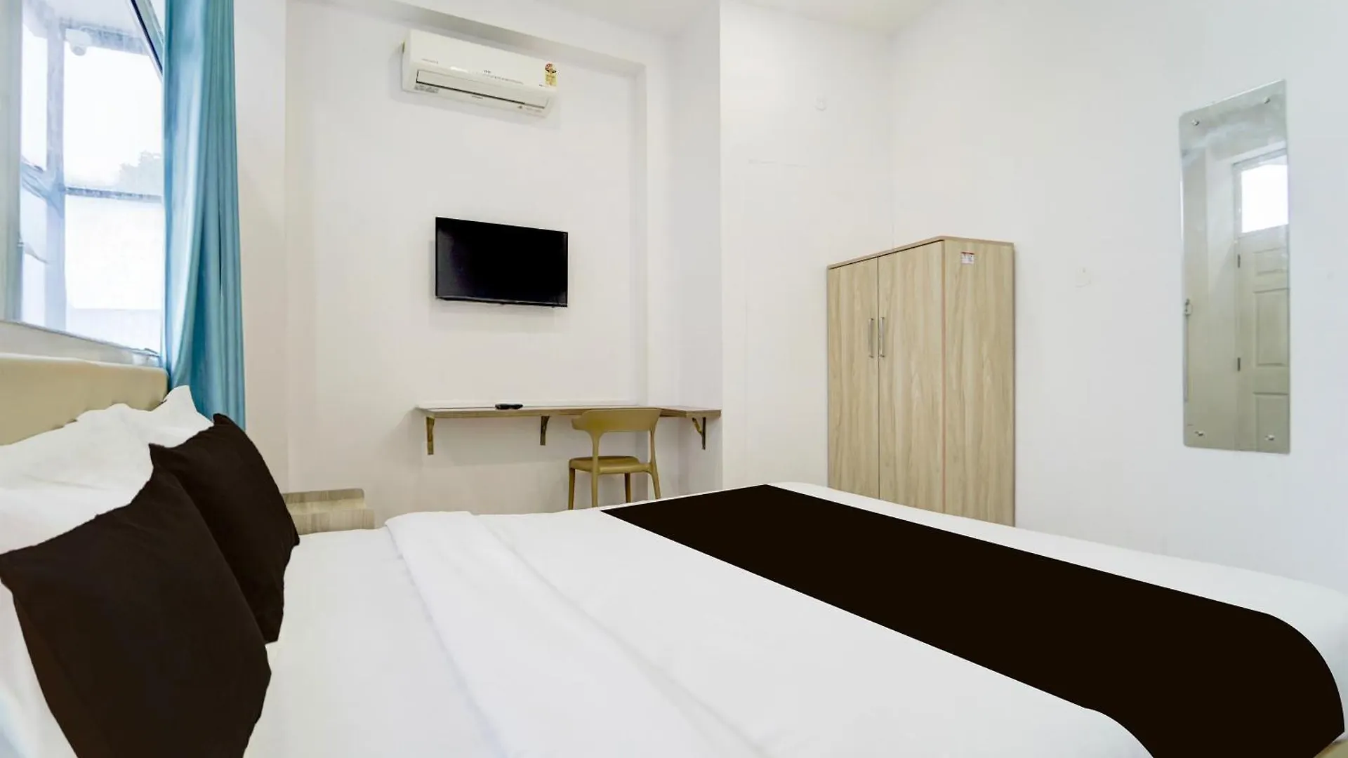 **  Super Hotel O Chakkaraparambu Vyttila Kochi 인도